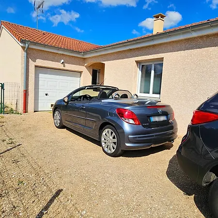 Maison Tres Bien Equipee Avec Piscine Et Au Calme Bourg-en-Bresse