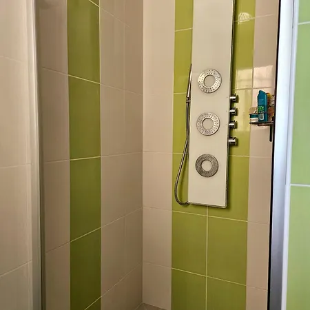 Maison Tres Bien Equipee Avec Piscine Et Au Calme Bourg-en-Bresse