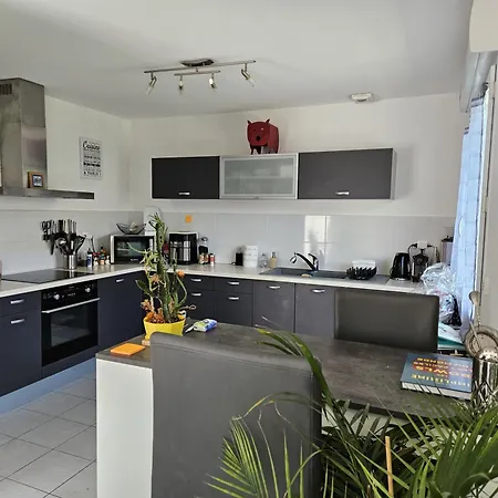Villa Maison Tres Bien Equipee Avec Piscine Et Au Calme Bourg-en-Bresse